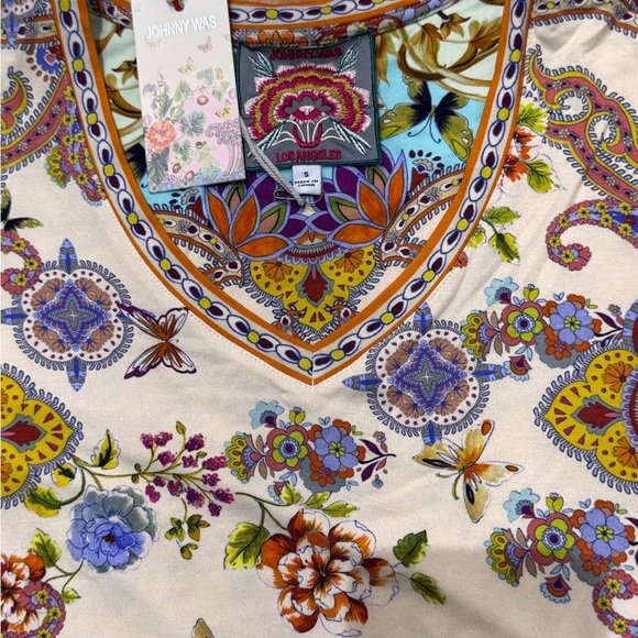 Johnny Was Sz S Top The Janie Favorite Printed V-Neck T-Shirt Boho New - Picture 7 of 9